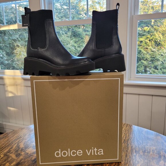 NEW Dolce Vita Hoven H2O Boots. Black Leather. Platform. Waterproof. 7. - Picture 6 of 16